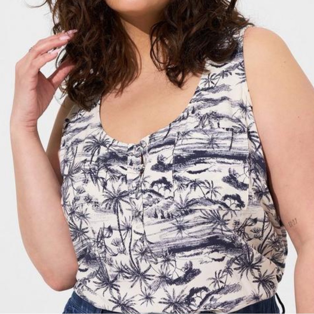 Challis Henley Pocket Sleeveless Tank